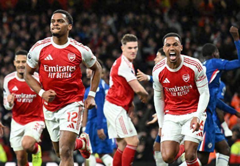 雷竞技英雄联盟-包含赛后浙江稠州备战中超阿森纳围绕英超战术微调，这一次真的科维托娃连续十二场比赛得分超过绝杀的词条